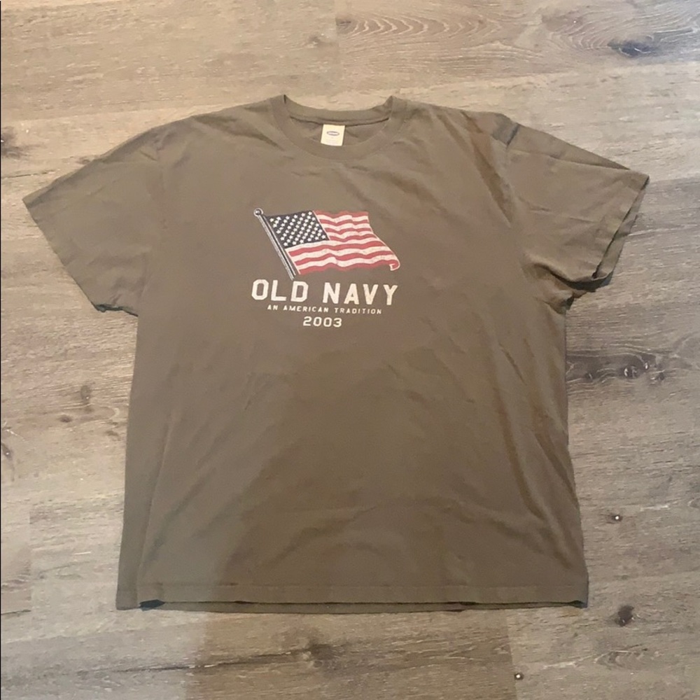 Vintage old navy tee 2003
